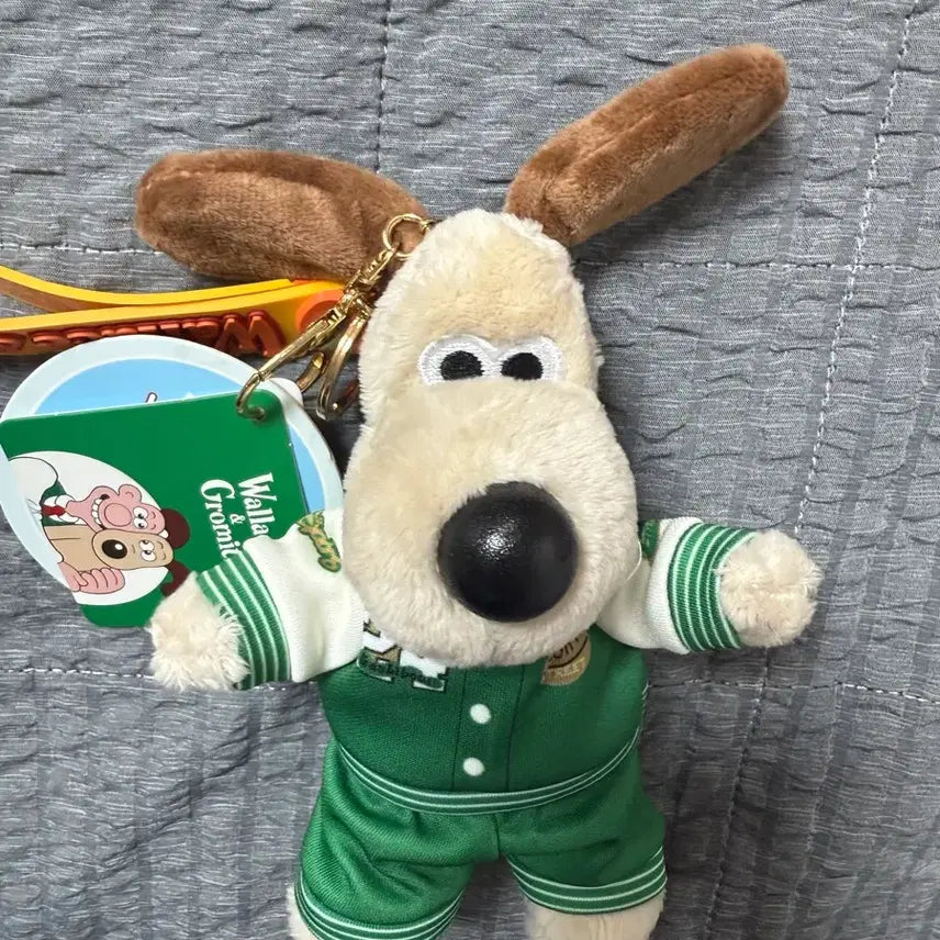 [BUNJANG] Wallace &amp; Gromit Gromit Plush Keychain New / 월레스와그로밋 그로밋 인형키링 새상품