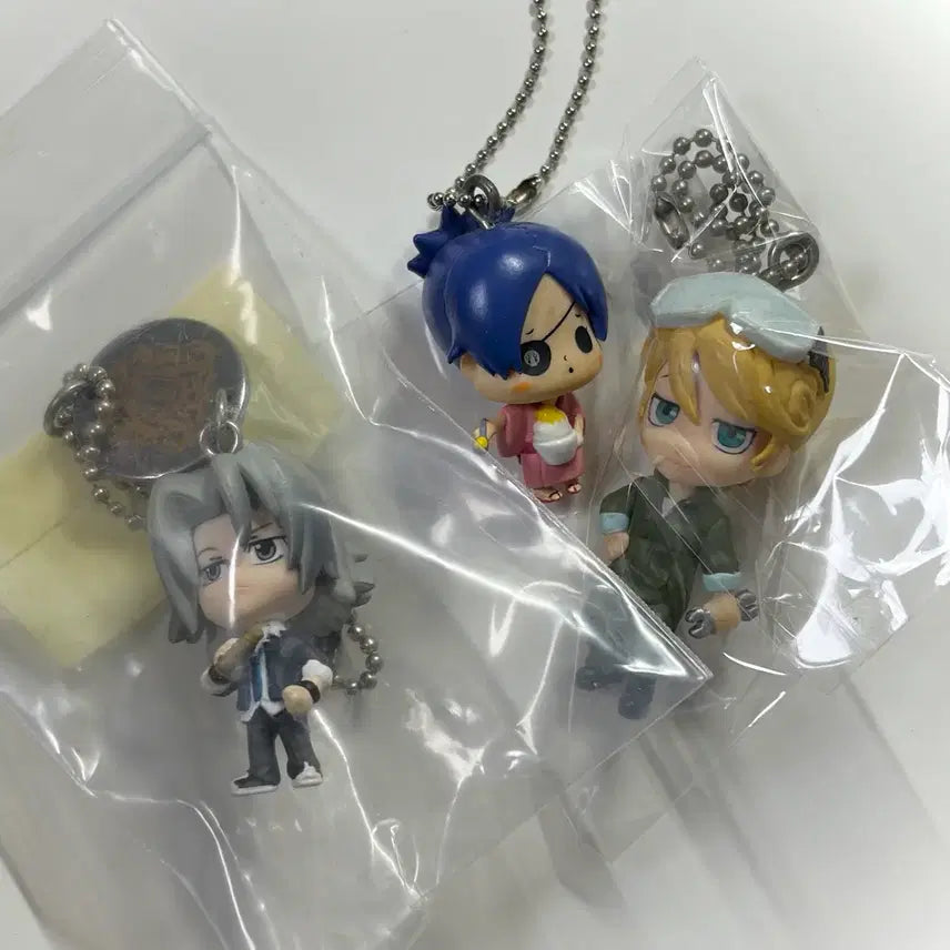 [BUNJANG] Reborn! Hayato Gokudera &amp; Chrome Dokuro Classic Keychain Bundle Set / 일괄) 가정교사히트맨리본 고쿠데라 하야토, 크롬 도쿠로 피규어 고전키링