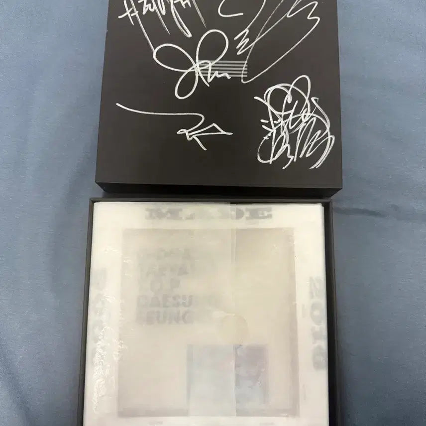 [BUNJANG] BIGBANG MADE Signed Album / 빅뱅 MADE 친필싸인 앨범