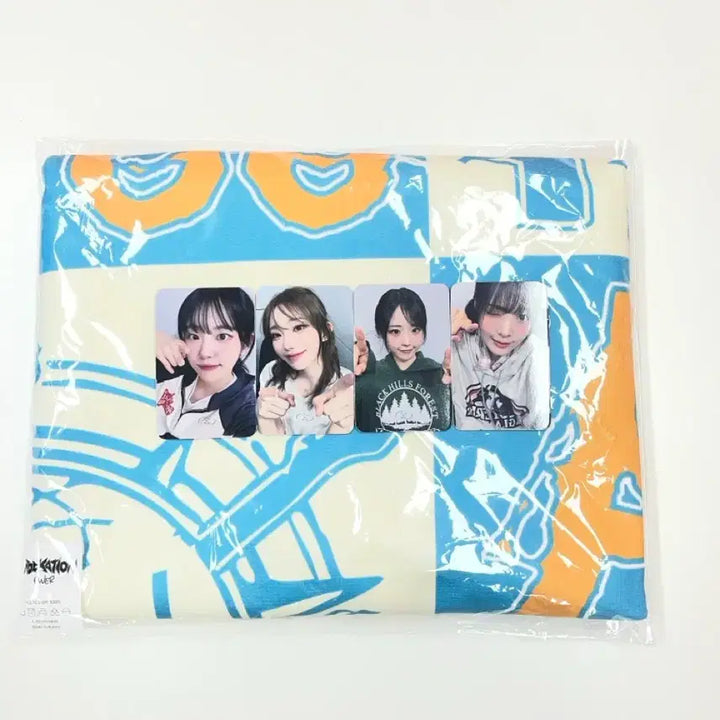 [BUNJANG] QWER Location Seoul Concert Beach Towel / qwer 굿즈 락케이션 비치타올