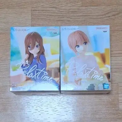 [BUNJANG] The Quintessential Quintuplets Ichika Nakano &amp; Miku Nakano Relax Time Figure Set (2 Types) / 오등분의 신부 릴랙스 타임 나카노 이치카, 미쿠 피규어 2종 세트