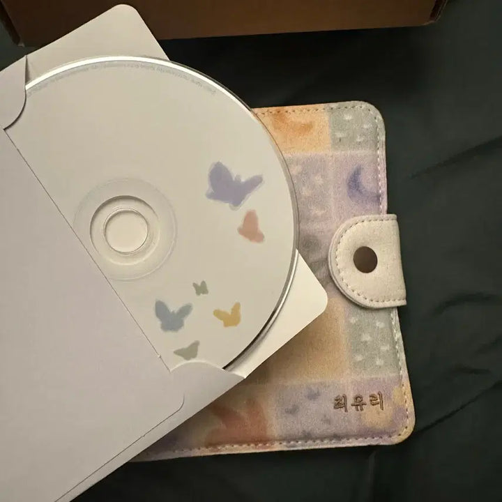 [BUNJANG] Choi Yoorri Official 746 Album CD with Diary Inserts / 최유리 746 앨범 cd + 다이어리 속지 포함 판매