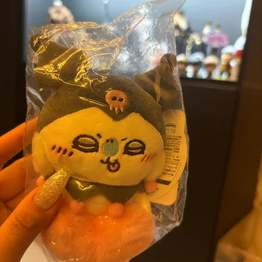 [BUNJANG] Sanrio Kuromi Momonga Monitor Plush (Sealed) / 산리오 모몽가 쿠로미 모니터 인형 미개봉 치이카와