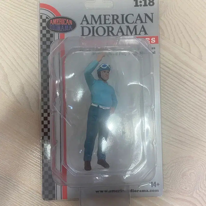 [BUNJANG] American Diorama 1/18 Scale Racing Driver Figure / 아메리칸 디오라마 1/18 레이싱 드라이버 피규어