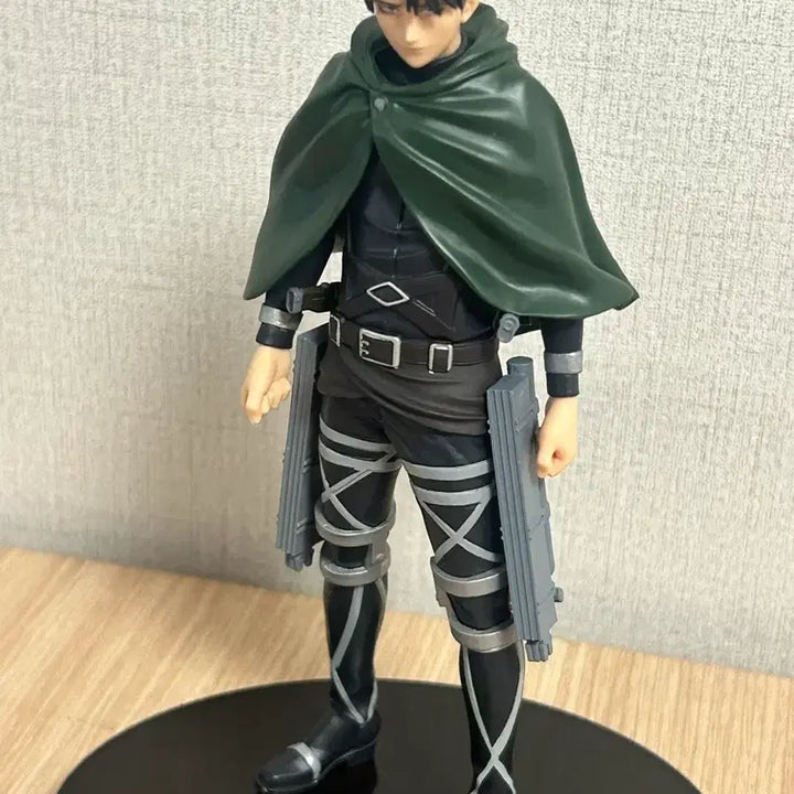 [BUNJANG] Attack on Titan Levi Banpresto Figure / 진격의거인 리바이 반프