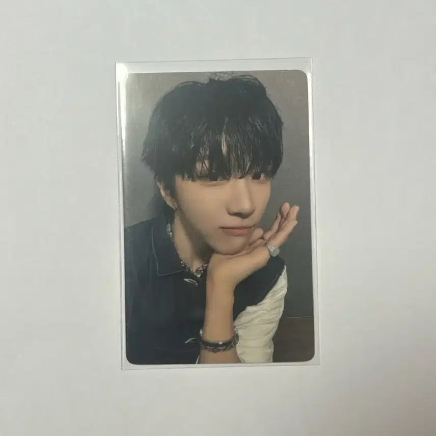 [BUNJANG] BOYNEXTDOOR Unhak Weverse Lucky Draw Photocard / 보이넥스트도어 운학 19.99 이즈위 특전