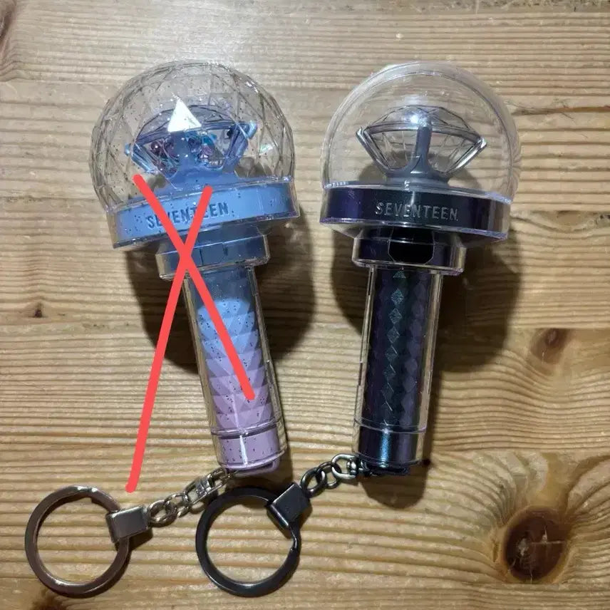 [BUNJANG] SEVENTEEN Official Lightstick Keyring / 세븐틴 응원봉 키링 팔아요