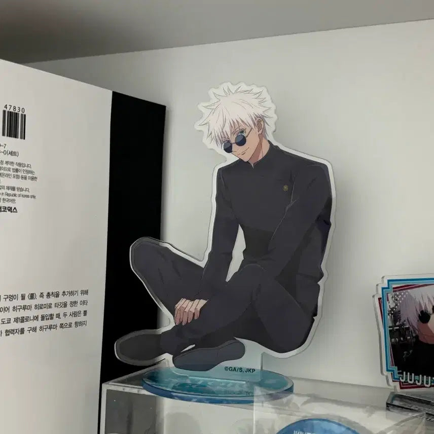 [BUNJANG] Jujutsu Kaisen Satoru Gojo Acrylic Stand &amp; Merchandise Bundle / 주술회전 고죠 사토루 아크릴 + 사진에 있는 굿즈 일괄 피규어