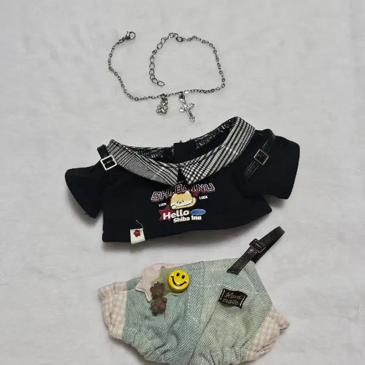 [BUNJANG] 20cm Doll Clothes Set: Overalls &amp; Necklace / 20cm 솜인형옷 멜빵 목걸이 세트