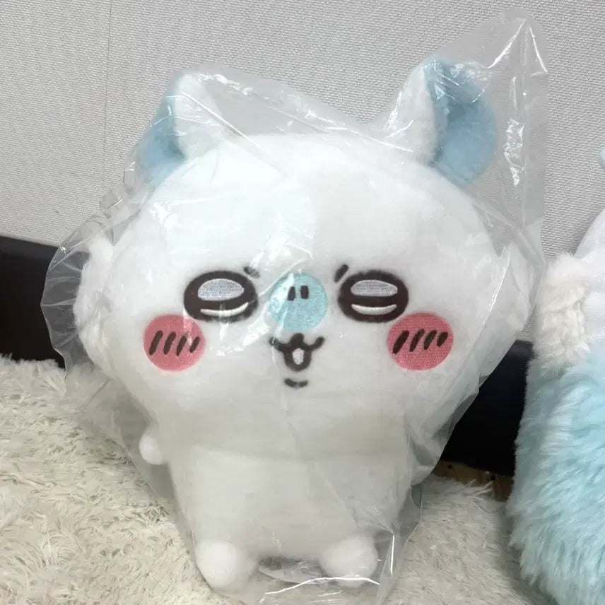 [BUNJANG] Chiikawa Momonga Fuwa Fuwa Plush Doll (Unsealed) / 치이카와 모몽가 시푸와 후와후와 누이 인형 미개봉