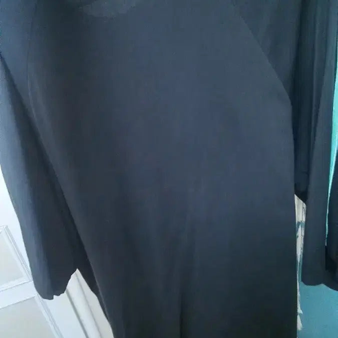 [BUNJANG] SPAO x Hatsune Miku Color Block Short Sleeve T-Shirt 2XL / 스파오 하츠네 미쿠 배색 반팔 티셔츠 2xl