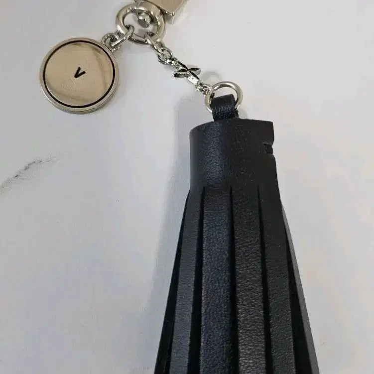 [BUNJANG] BTS Wings Tour Tassel Keyring / (새상품)BTS 방탄 굿즈/윙즈투어 태슬키링