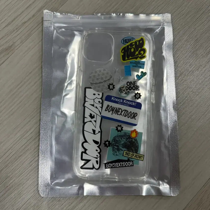 [BUNJANG] BOYNEXTDOOR Mini 2nd Album HOW? Official MD iPhone 15 Plus Case / 보넥도 미니 2집 HOW? 공식 MD 아이폰 15플러스 케이스