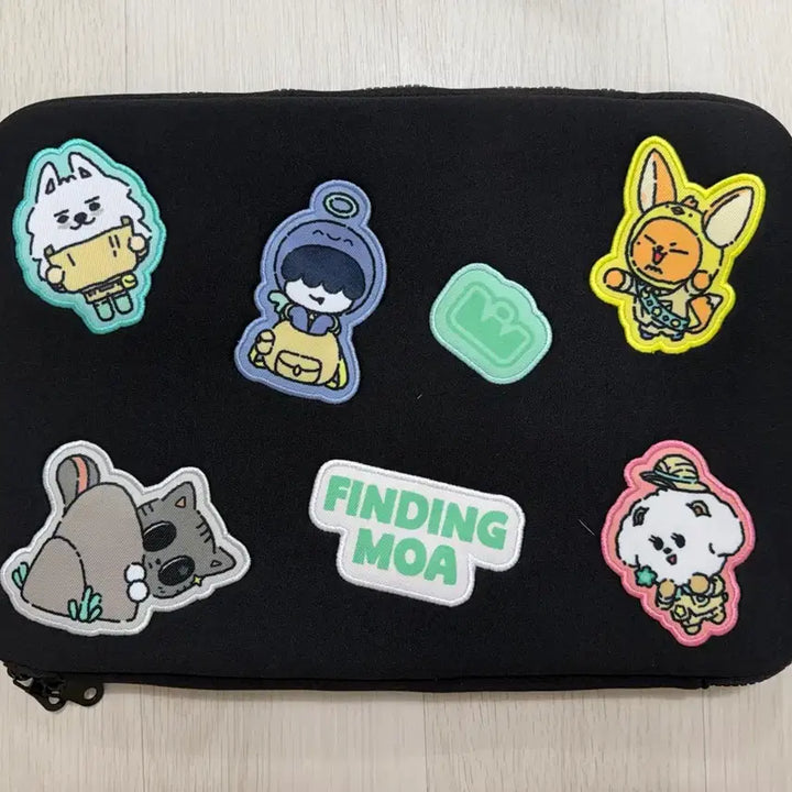 [BUNJANG] TXT Bbul-Bbul Character Tablet Pouch / 투바투 뿔바투 태블릿 파우치