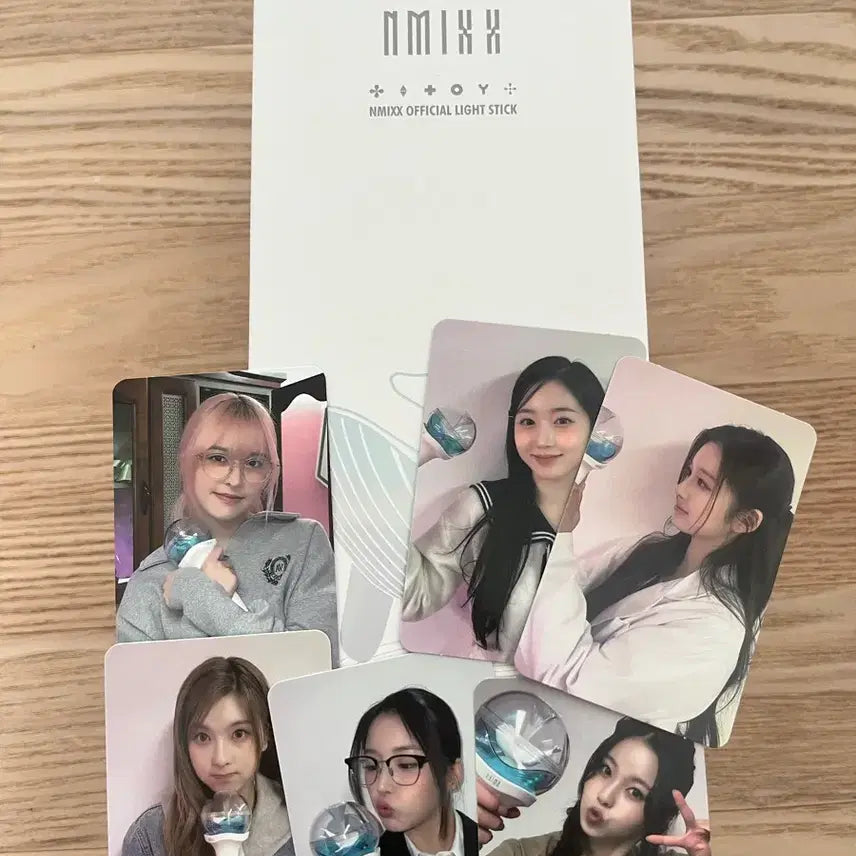 [BUNJANG] NMIXX N MIXSTIC Lightstick + Photocard Set / 엔믹스 응원봉 + 포카 세트 양도 판매 믹스틱 설윤 배이 해원 규진 지우