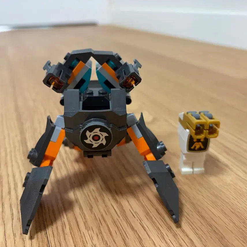 [BUNJANG] LEGO [Item Name] (Damaged Shoulder Armor) / 레고 판매합니다