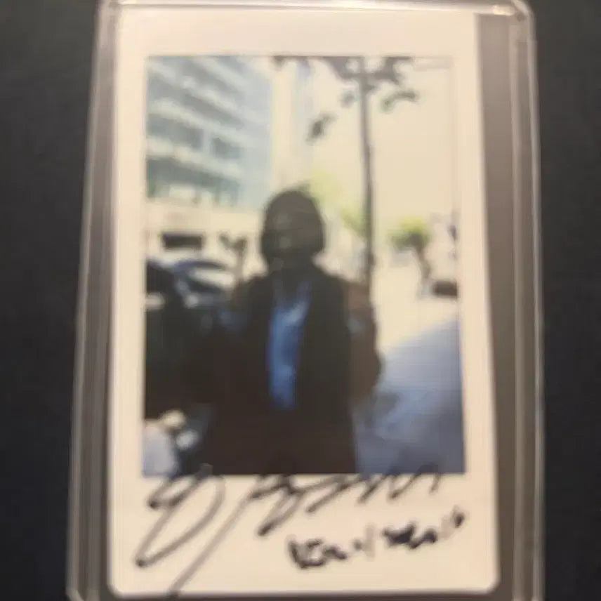 [BUNJANG] Lee Hyun Signed Polaroids / 모델 이현이 친필 싸인 폴라 260509