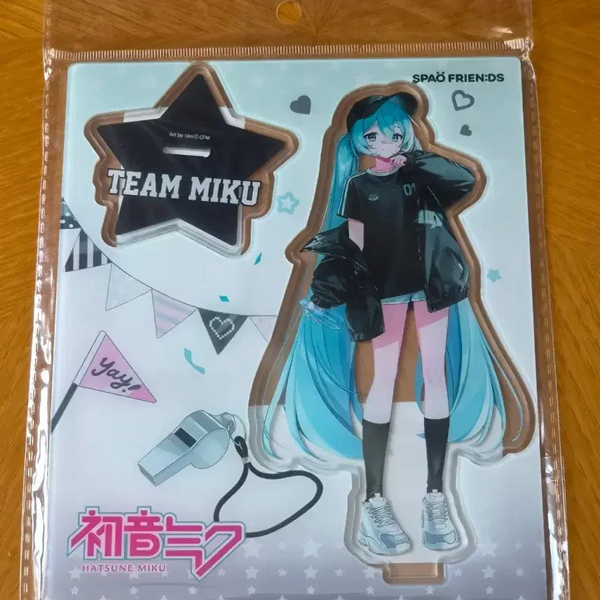 [BUNJANG] Hatsune Miku SPAO Collaboration Acrylic Stand / 하츠네 미쿠 아크릴 스탠드 스파오 콜라보