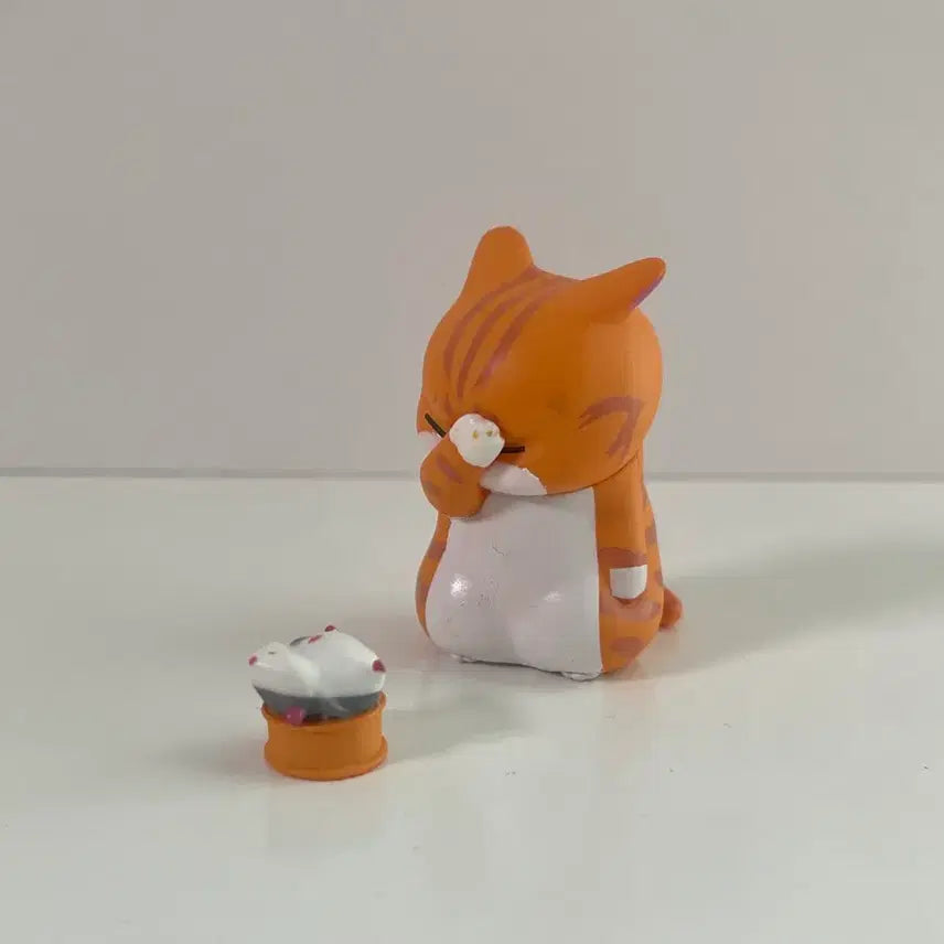 [BUNJANG] Cat and Hamster Figures Set / 고양이와 햄스터 피규어