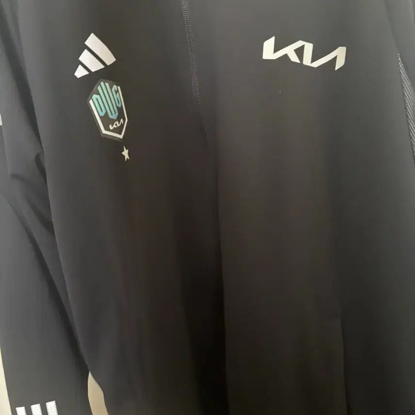 [BUNJANG] DWG KIA 2022 Worlds Uniform Jacket ShowMaker / 2022 담원기아 월즈 유니폼 자켓 쇼메이커 마킹