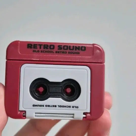 [BUNJANG] Retro Cassette Tape Recorder Gacha Miniature (Red) / 레트로 카세트 테이프 녹음기 가챠 키덜트 미니어쳐 녹음 레드