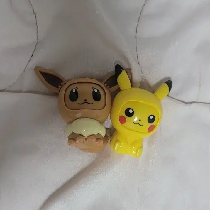 [BUNJANG] Pokemon Eevee &amp; Pikachu Figure Bundle Set / 포켓몬스터 이브이 피카츄 피규어 일괄