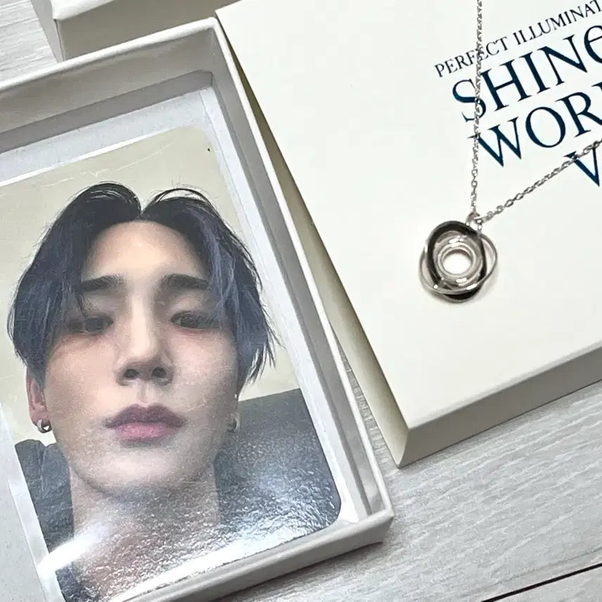 [BUNJANG] SHINee SHINee World Baekseol Concert MD Necklace Key Bum Set / 샤이니월드 백설콘 엠디 목걸이 키 기범 세트