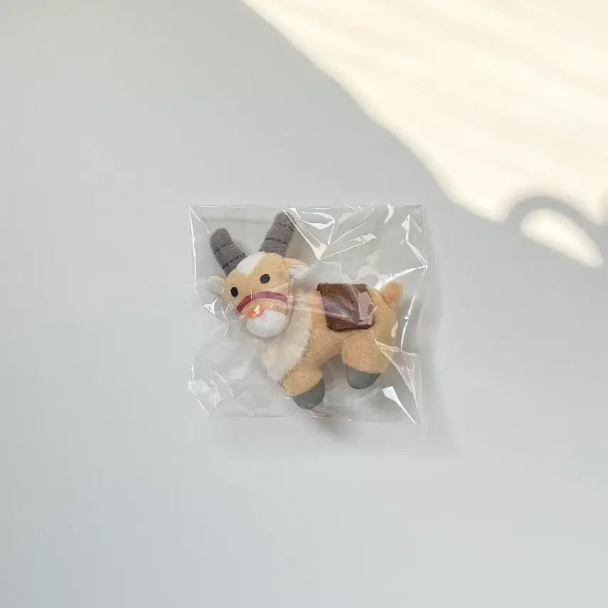 [BUNJANG] Studio Ghibli Princess Mononoke Yakul Plush Badge / 지브리 모노노케 히메(원령공주) 야쿨 인형 뱃지