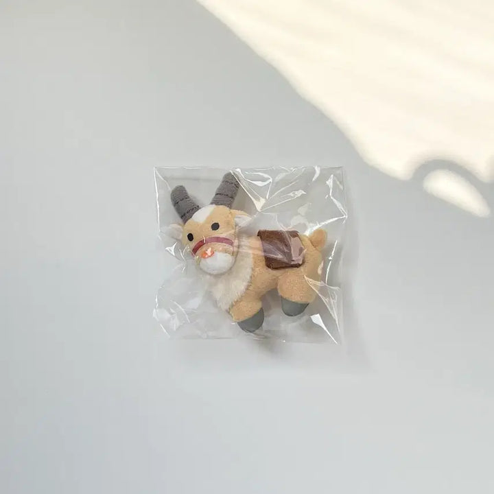 [BUNJANG] Studio Ghibli Princess Mononoke Yakul Plush Badge / 지브리 모노노케 히메(원령공주) 야쿨 인형 뱃지