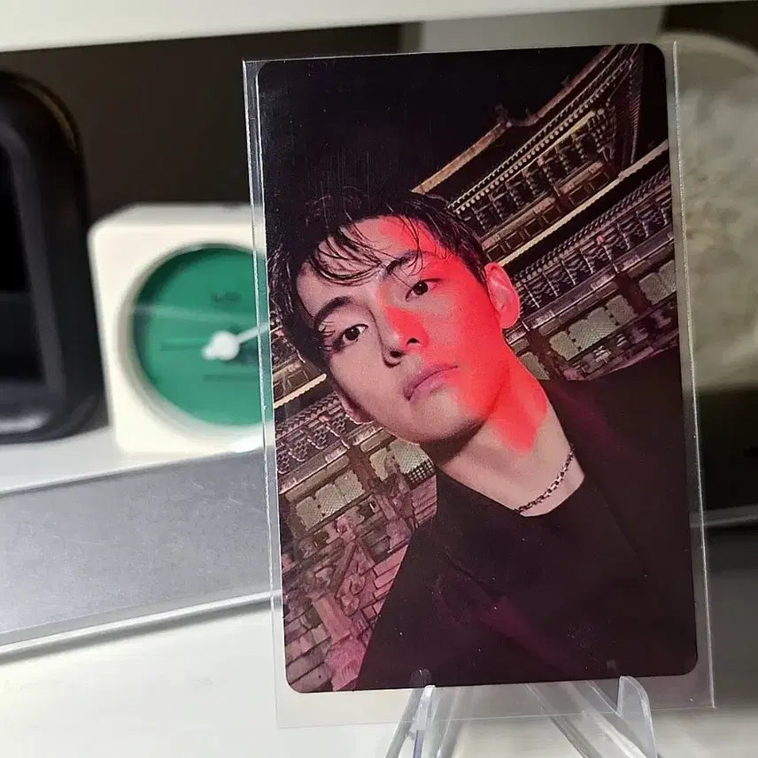 [BUNJANG] BTS V Arirang Gyeongbokgung Photocard / BTS 방탄소년단 아리랑 뷔 V 경복궁 포카