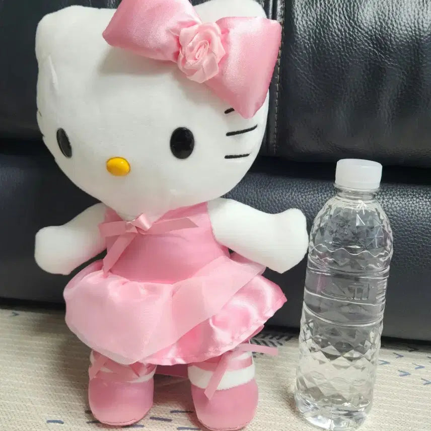 [BUNJANG] Hello Kitty Ballerina Doll (New) / 헬로키티 발레리나 인형 (새상품)