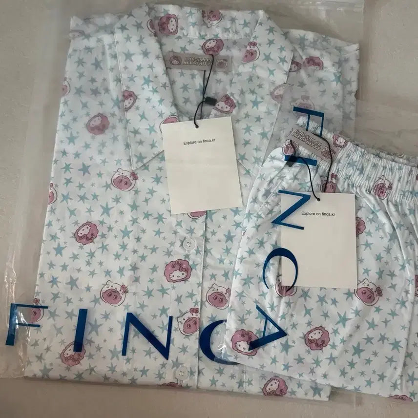 [BUNJANG] SHINee Key Pinky Hello Kitty Pajama Set (M) / 샤이니 키 기범 핀카 헬로키티 잠옷 셋업 M사이즈