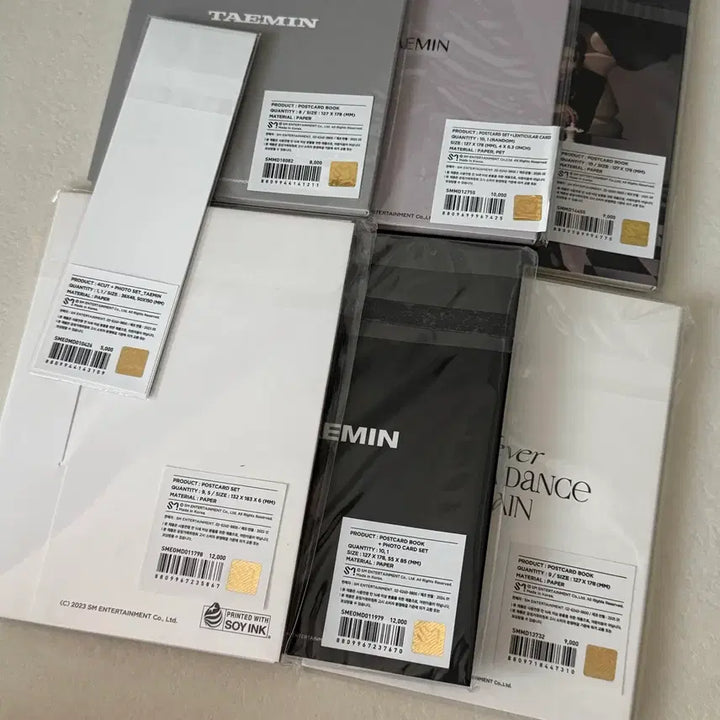 [BUNJANG] SHINee Taemin Postcard Book Set (6 Types) + Photo Sticker Set / 샤이니 태민 엽서북 세트 6종 + 네컷 증사 세트