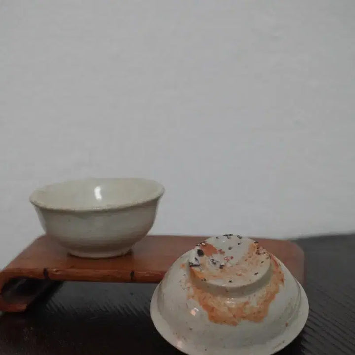 [BUNJANG] 15th-16th Century Joseon Dynasty White Porcelain Cup / 조선시대 15-16세기 백자 잔