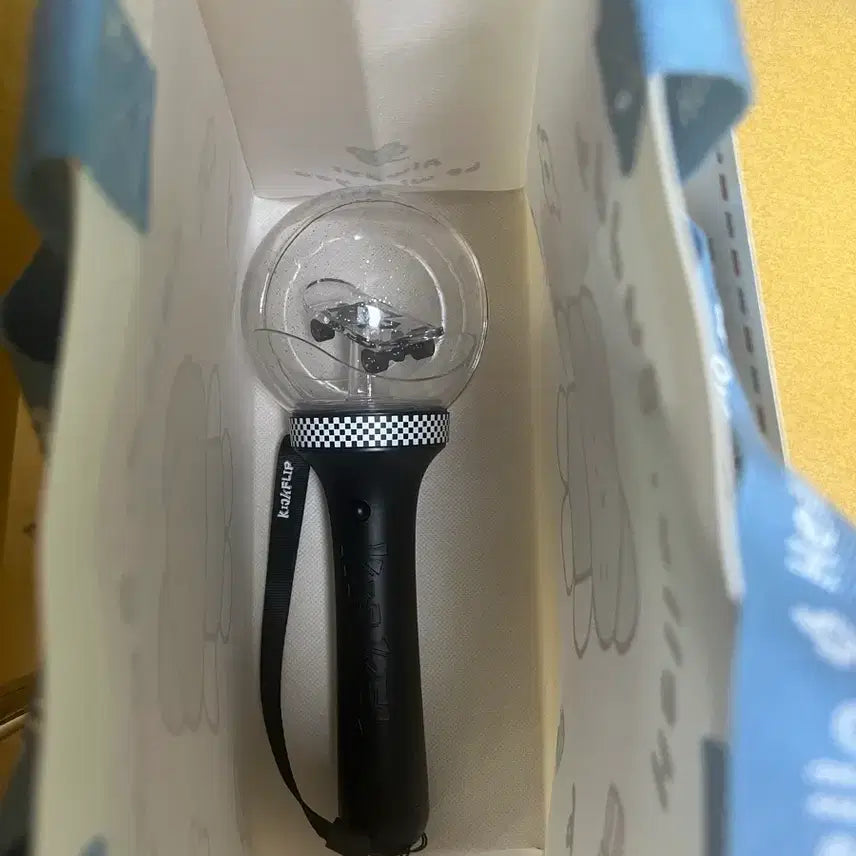 [BUNJANG] Kickflip Lightstick / 킥플립 응원봉 양도