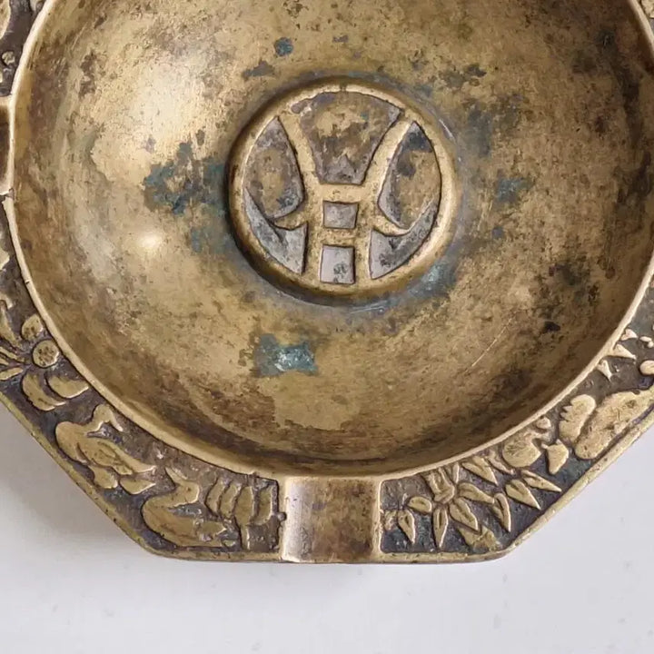 [BUNJANG] Manchukuo National Railway Brass Ashtray - Japanese Colonial Era Collectible / 근대사 수집 자료 옛날 놋쇠 만주 철도 기념 재떨이