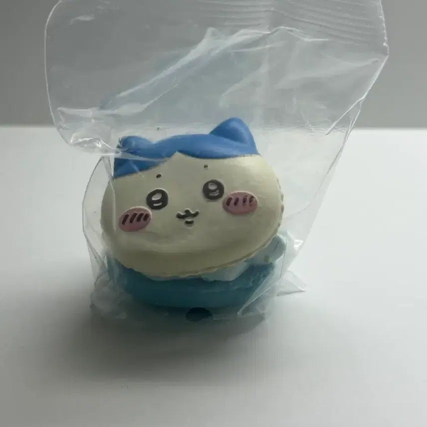 [BUNJANG] Monzyakgwi Hachiware Macaron Figure / 먼작귀 하치와레 마카롱 피규어