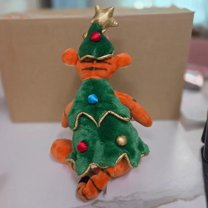 [BUNJANG] Classic Disney Winnie the Pooh Tigger Christmas Tree Figurine / 고전 디즈니 푸우 티거 크리스마스 트리 인형