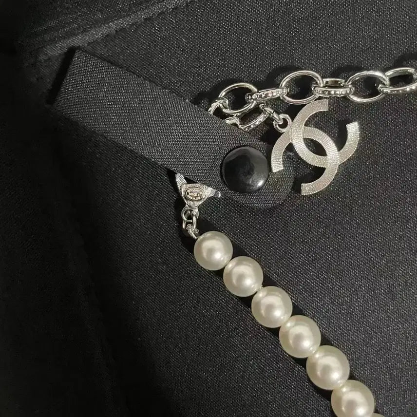 [BUNJANG] Chanel Pearl CC Logo Cubic Necklace / 샤넬 진주 목걸이