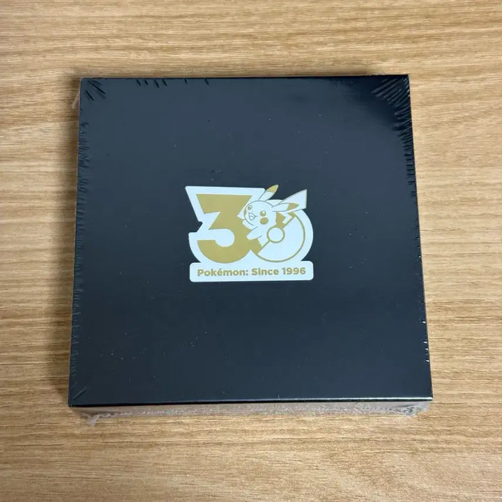 [BUNJANG] Pokemon 30th Anniversary Limited Edition Badge (Sealed) / (미개봉) 포켓몬 30주년 기념 뱃지 7월