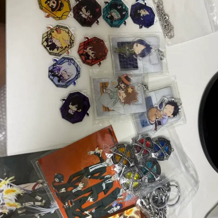 [BUNJANG] Katekyo Hitman Reborn! Merchandise Set with Plush Toy / 가정교사히트맨리본 (가히리) 굿즈세트 급쳐(인형서비스)