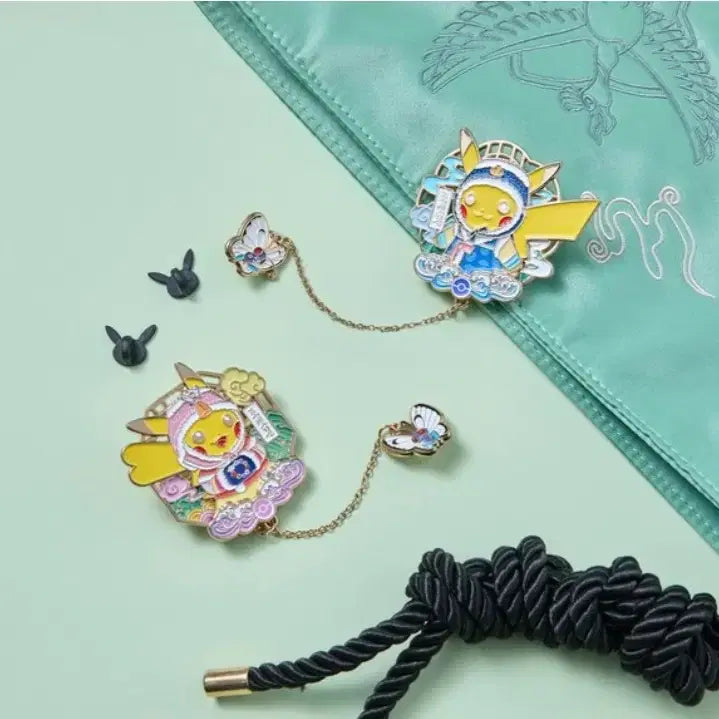 [BUNJANG] Pokemon Traditional Edition Chain Hanbok Pikachu Set (Sealed) / (미개봉) 포켓몬 전통에디션 체인 한복 피카츄 세트
