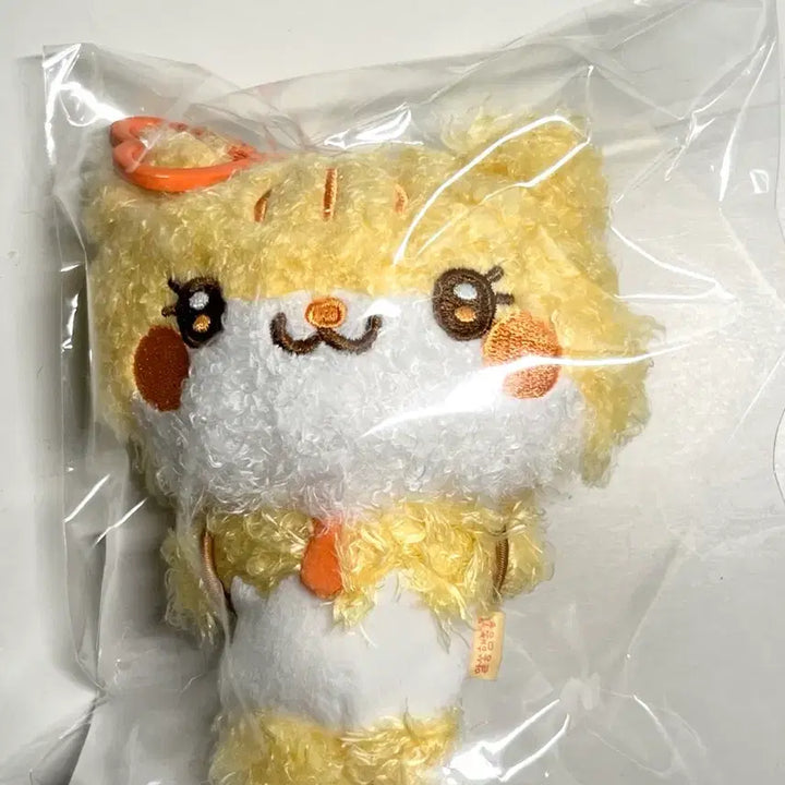 [BUNJANG] Yeon Heart-to-Heart Hakyoo Ham Kyoong Ham Kyoong Plushie Keychain / 미개봉)예온 하투하 하츠투하츠 하뀨하 인형 키링 알쏭햄쏭 엠디