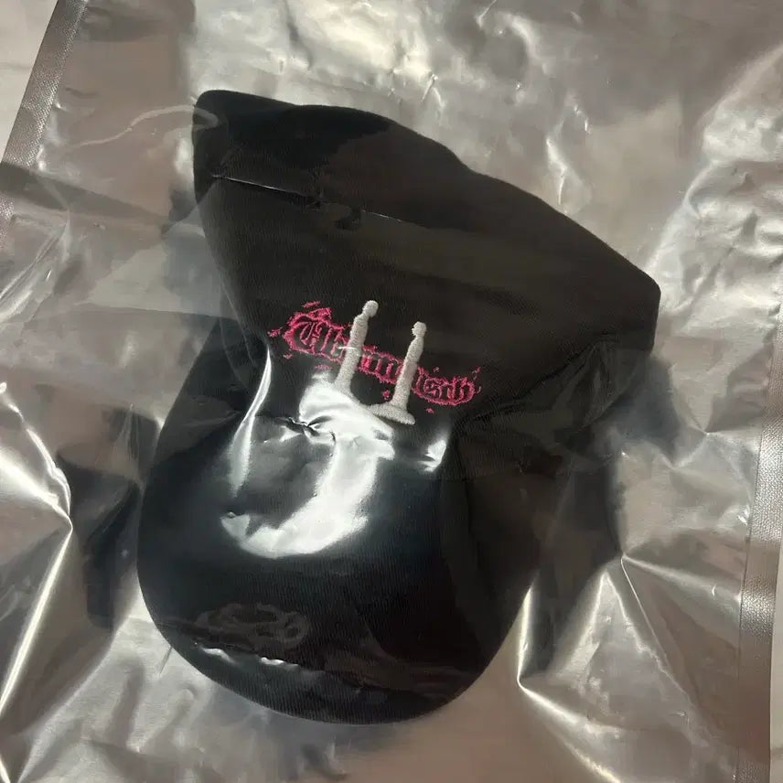 [BUNJANG] G-Dragon WE11DONE Baseball Cap / 지드래곤 위버멘쉬 볼캡 모자