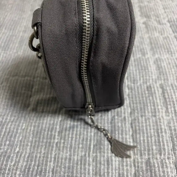 [BUNJANG] Zutto Mayoi Uniguri (Kira Killer) Plush Pouch Black / 즛토마요 우니구리(키라 킬러)+ 누이 파우치 블랙