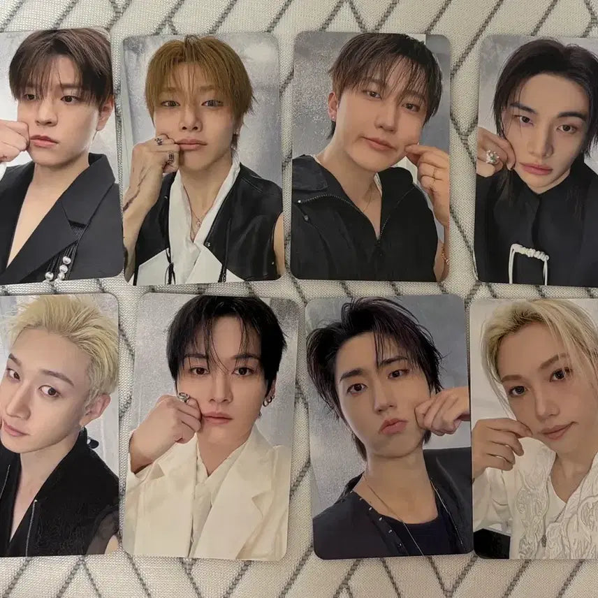 [BUNJANG] Stray Kids Run-It Online 40,000 KRW Bundle Set Photocard / 스트레이키즈 스키즈 런잇 온라인 4만원 특전 포카