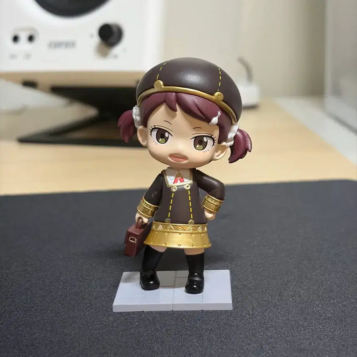 [BUNJANG] Pop Mart Spy x Family Becky Figure / 팝마트 스파이패밀리 베키 피규어