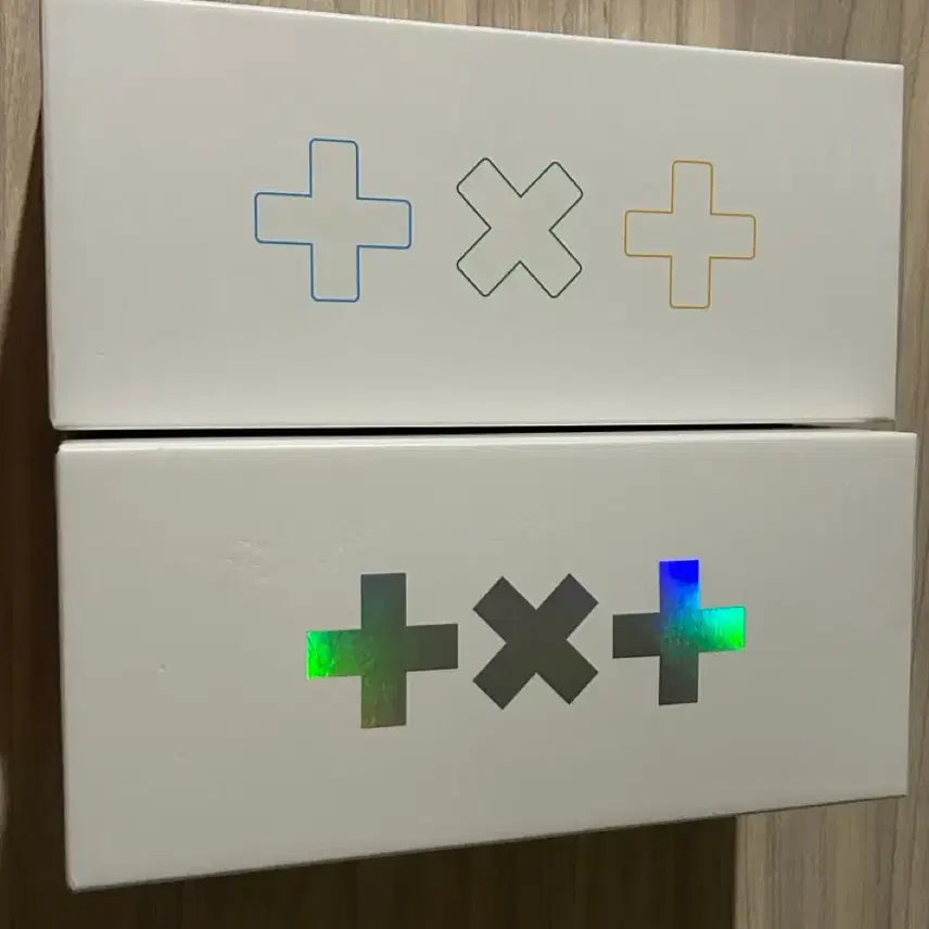 [BUNJANG] TXT (TOMORROW X TOGETHER) Official Lightstick Ver. 1 &amp; 2 Bundle Set / 투모로우바이투게더 투바투 응원봉 ver1 ver2 일괄양도