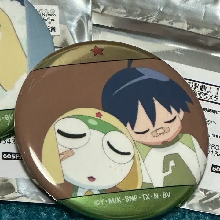 [BUNJANG] Sgt. Frog Keroro Can Badge &amp; Figure Set / 케로로 중사 케로로 캔뱃지 케로로 뱃지 케로로 피규어 케로로 배지