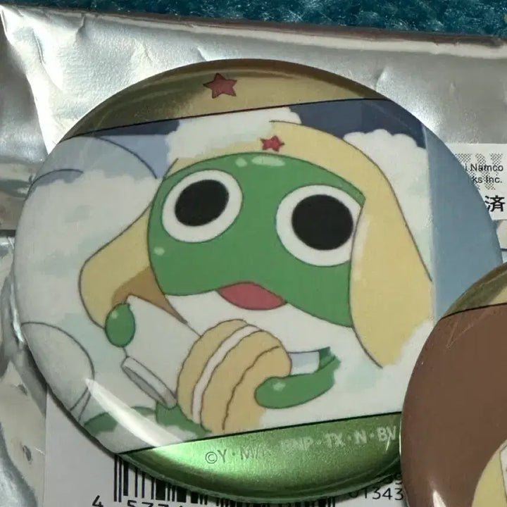 [BUNJANG] Sgt. Frog Keroro Can Badge &amp; Figure Set / 케로로 중사 케로로 캔뱃지 케로로 뱃지 케로로 피규어 케로로 배지